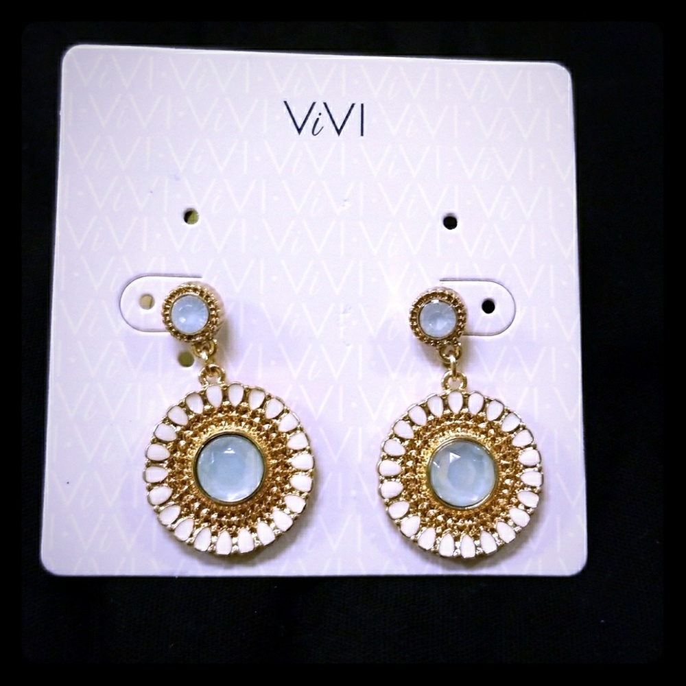 viVi earrings